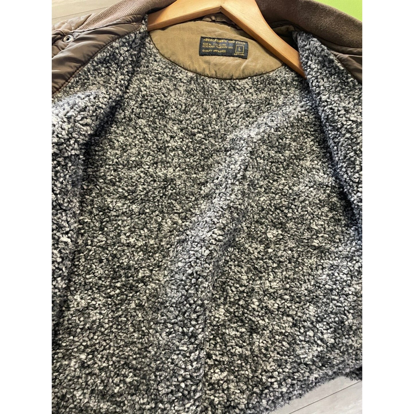 Abercrombie & Fitch Military Quilted Lined Jacket Men Large Green Fleece Outdoor